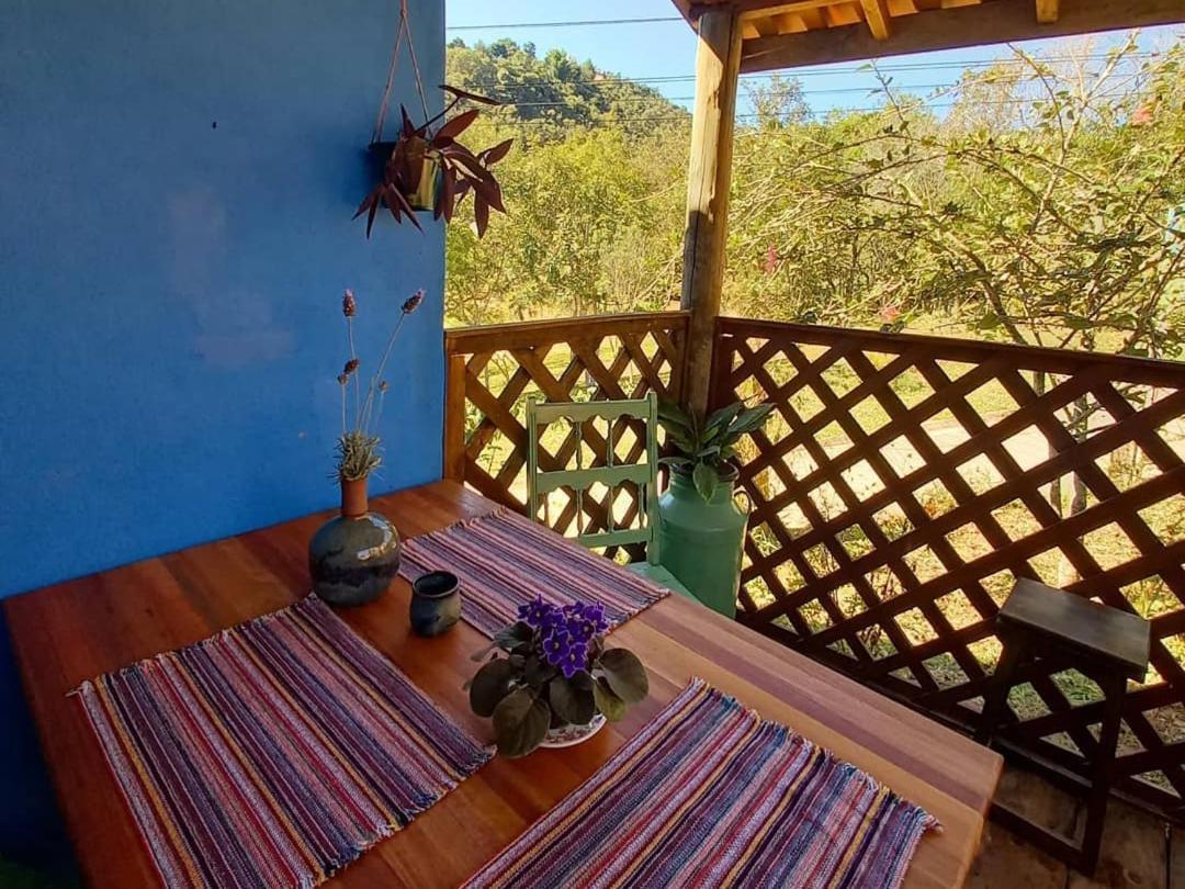 Chales Encantos De Cunha Azul Ngoại thất bức ảnh