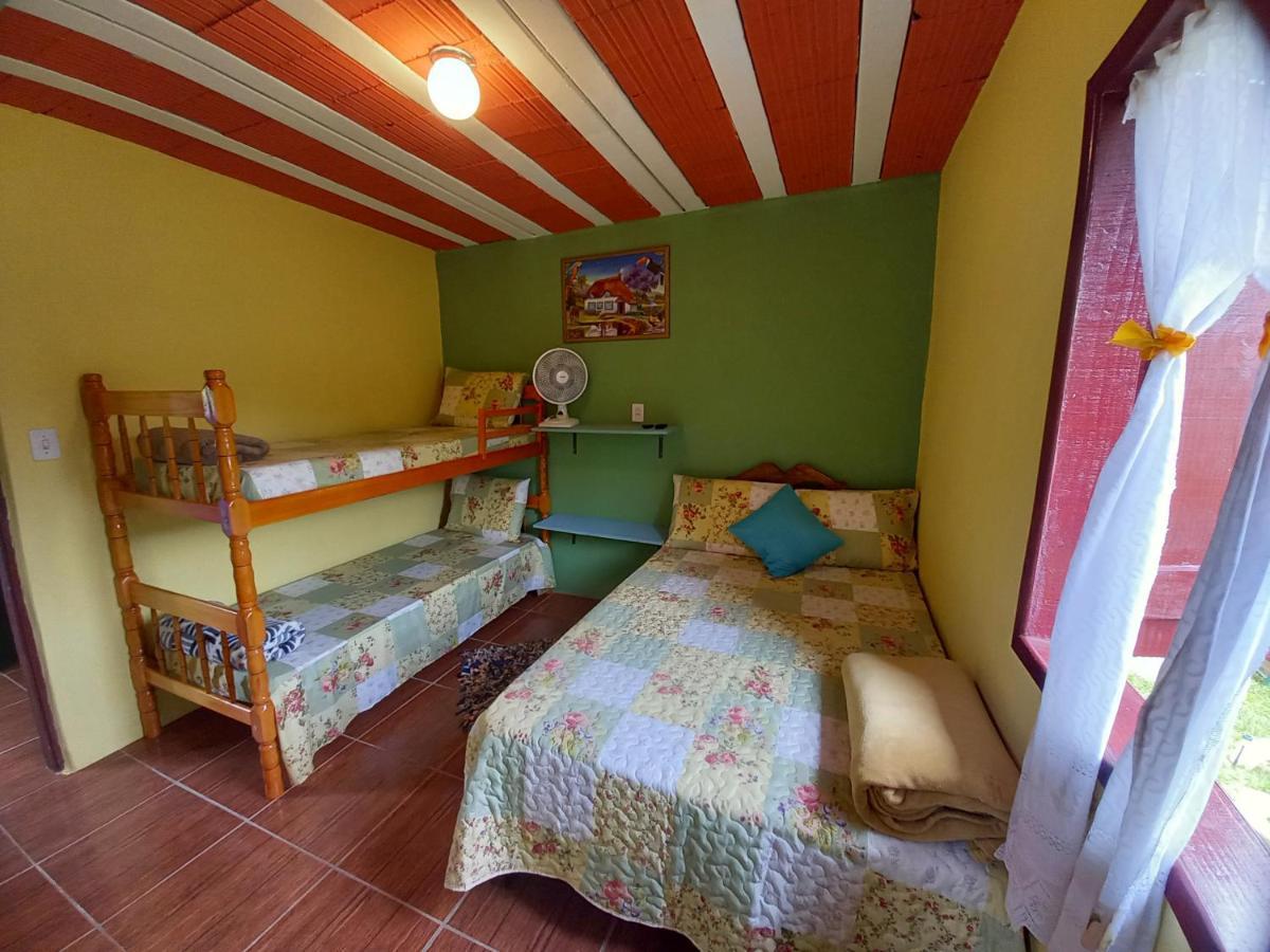 Chales Encantos De Cunha Azul Ngoại thất bức ảnh